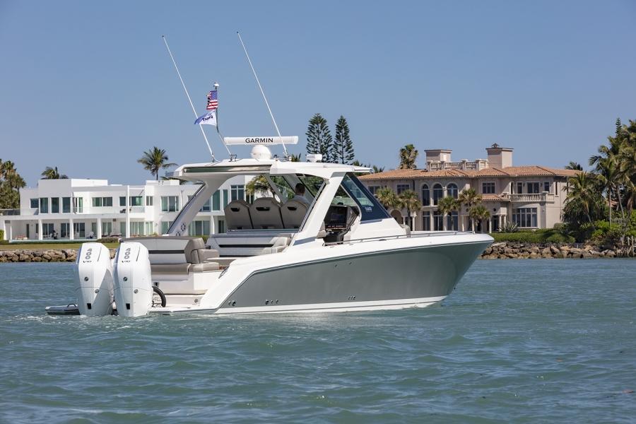 Tiara 34 LS