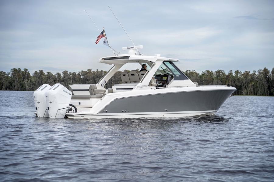 Tiara 34 LS