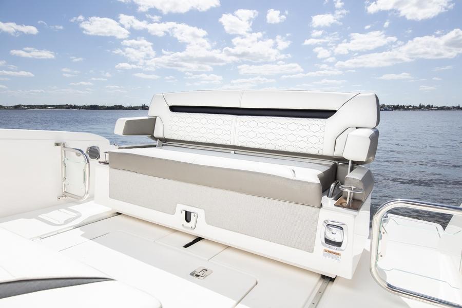 Tiara 34 LS