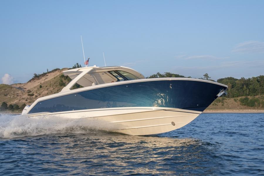 Tiara 38 LS