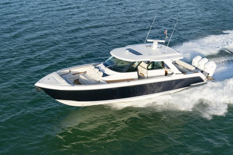 Tiara 48 LS