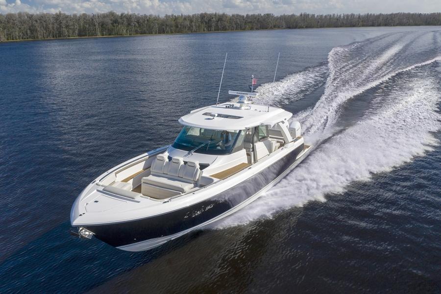 Tiara 48 LS