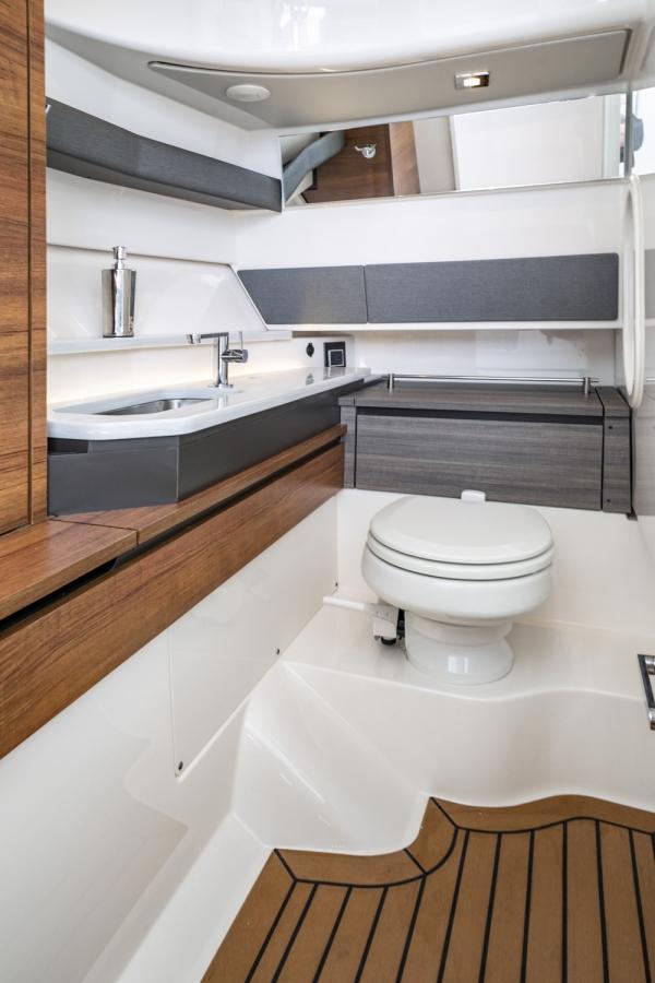 Tiara 34 LX