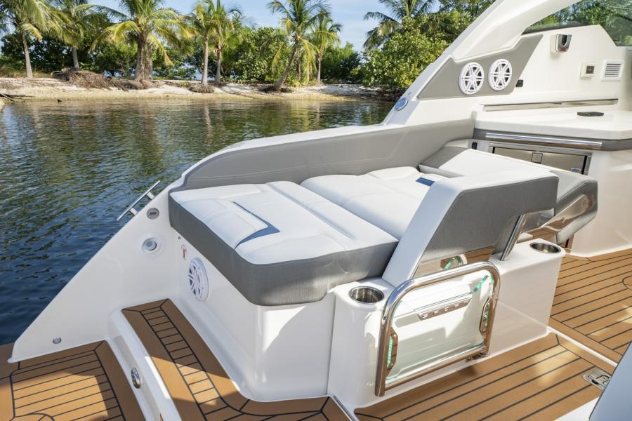 Tiara 34 LX