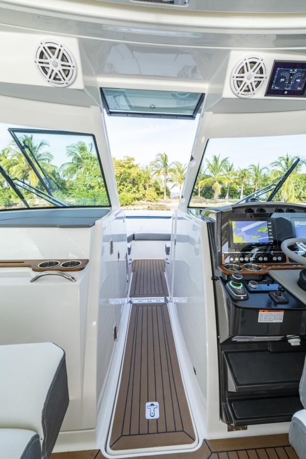 Tiara 34 LX