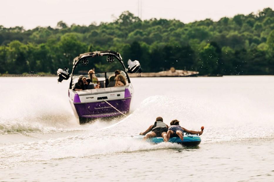 Moomba Max
