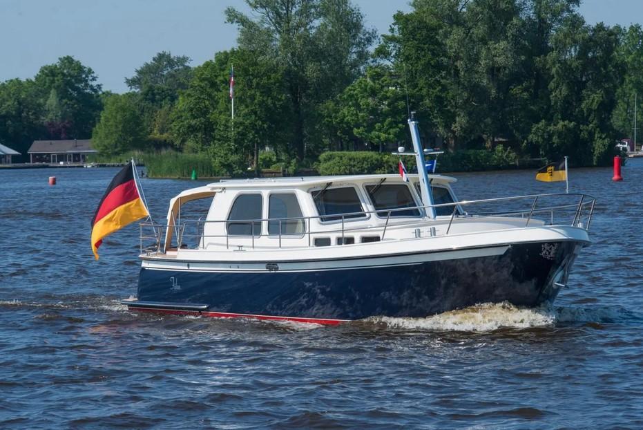 Pikmeerkruiser 38&rsquo; Open Cockpit