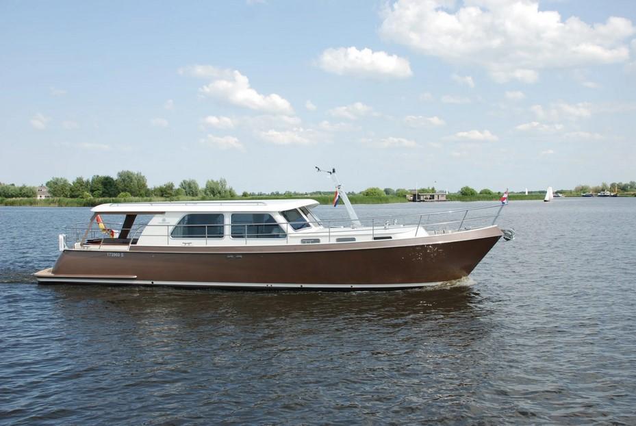 Pikmeerkruiser 50&rsquo; Long Roof