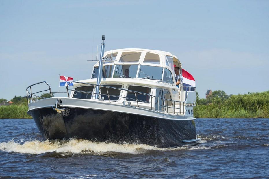 Pikmeerkruiser 40&rsquo; AFT Cabin