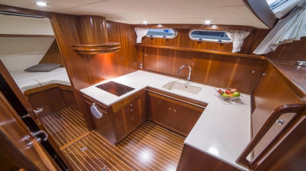 Pikmeerkruiser 40&rsquo; AFT Cabin