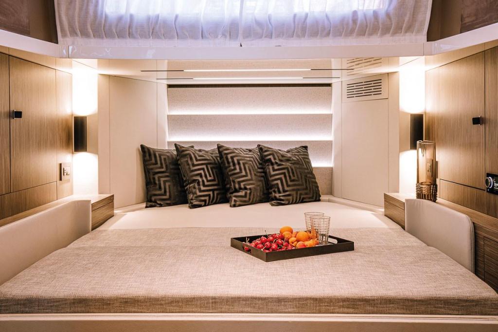 Cranchi A46 Luxury Tender