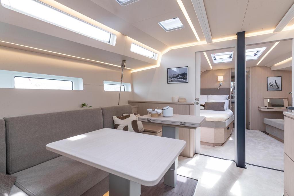 Jeanneau Yachts 55