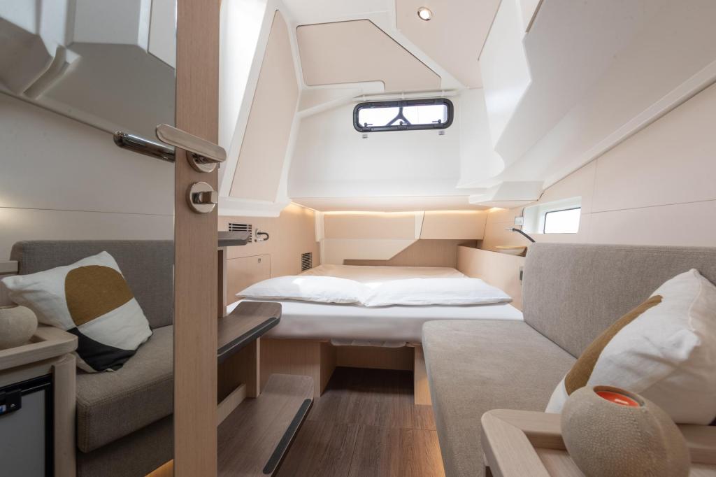 Jeanneau Yachts 55