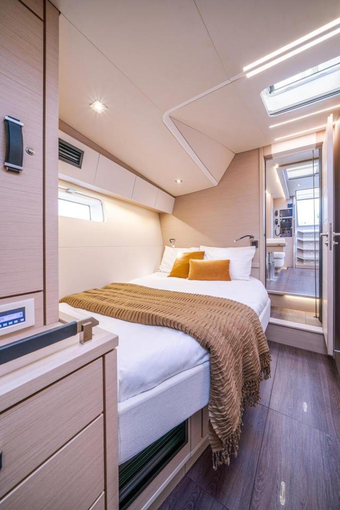 Jeanneau Yachts 65