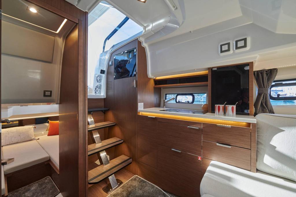 Jeanneau Cap Camarat 10.5 WA S2