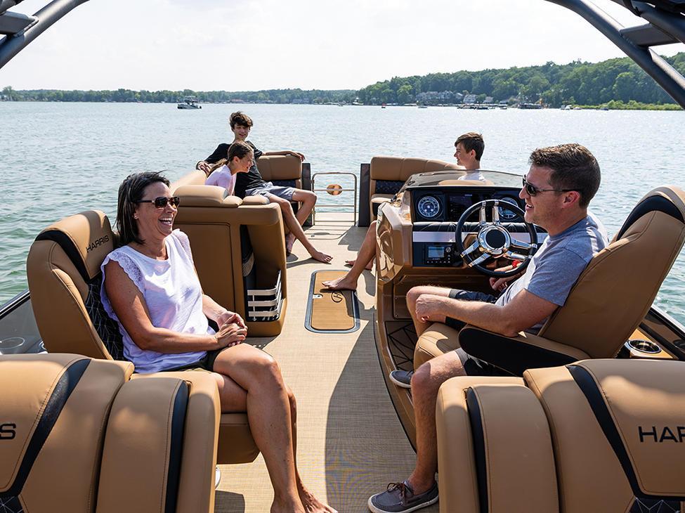 Harris Grand Mariner 230