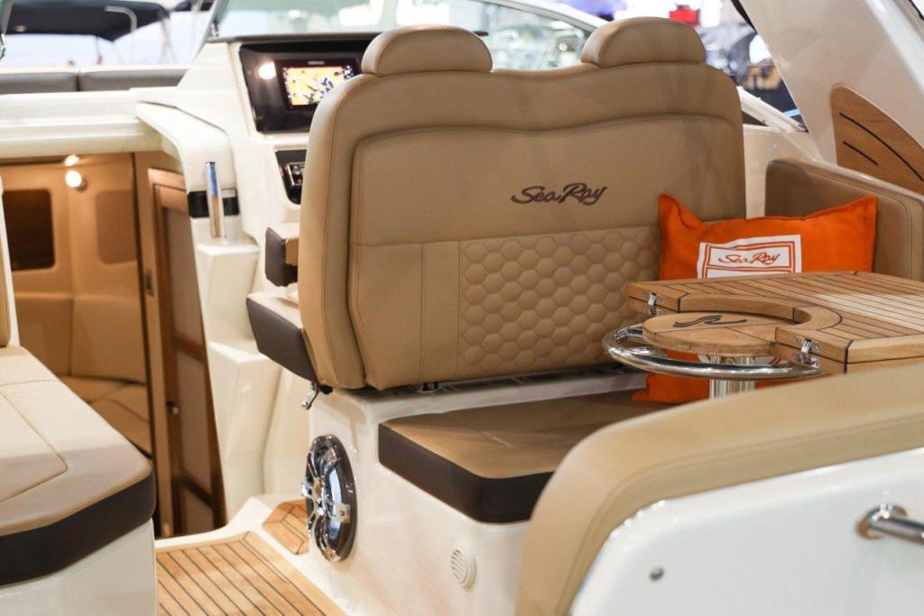 Sea Ray Sundancer 265