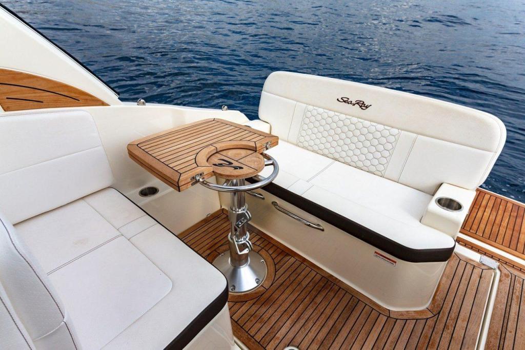 Sea Ray Sundancer 265
