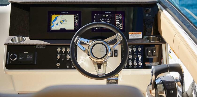 Sea Ray Sundancer 320
