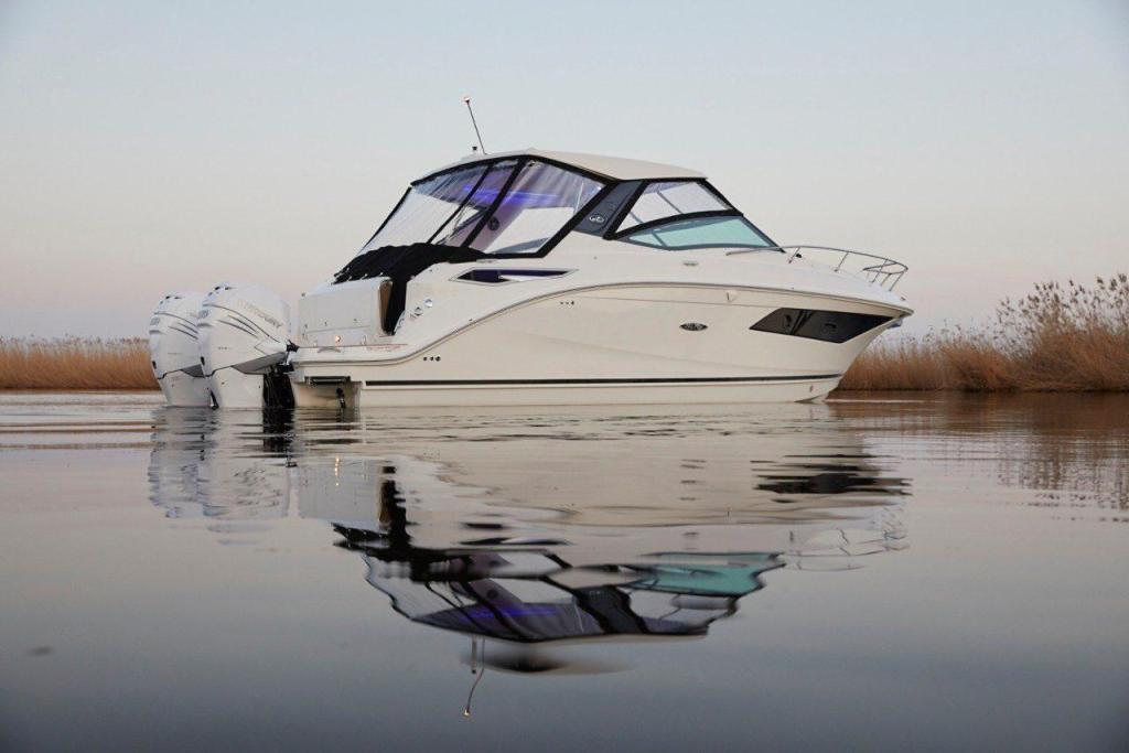 Sea Ray Sundancer 320 Outboard