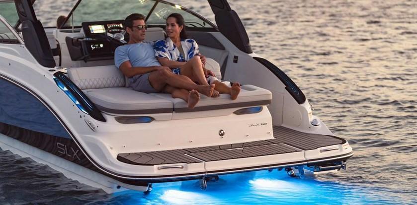 Sea Ray SLX 260