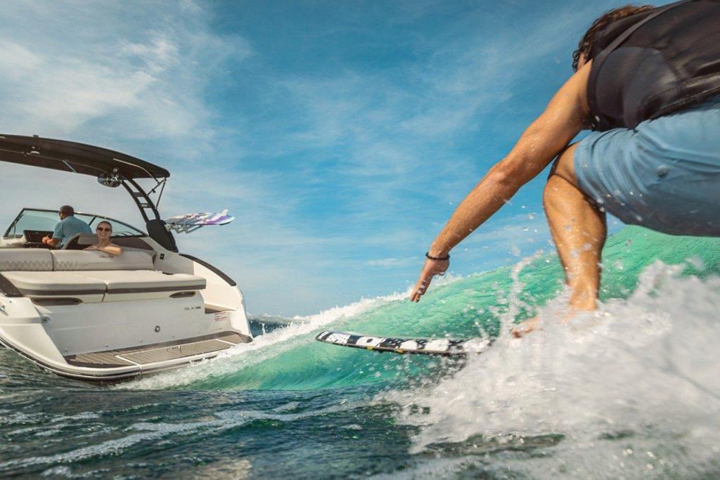 Sea Ray SLX 260 Surf