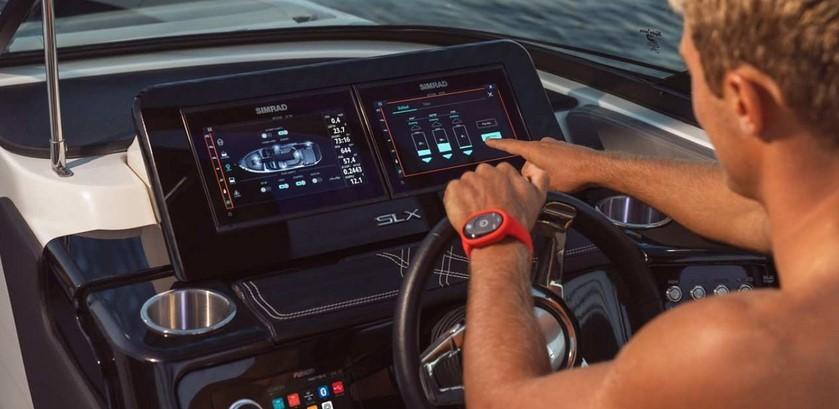 Sea Ray SLX 260 Surf