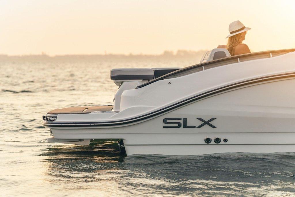 Sea Ray SLX 280