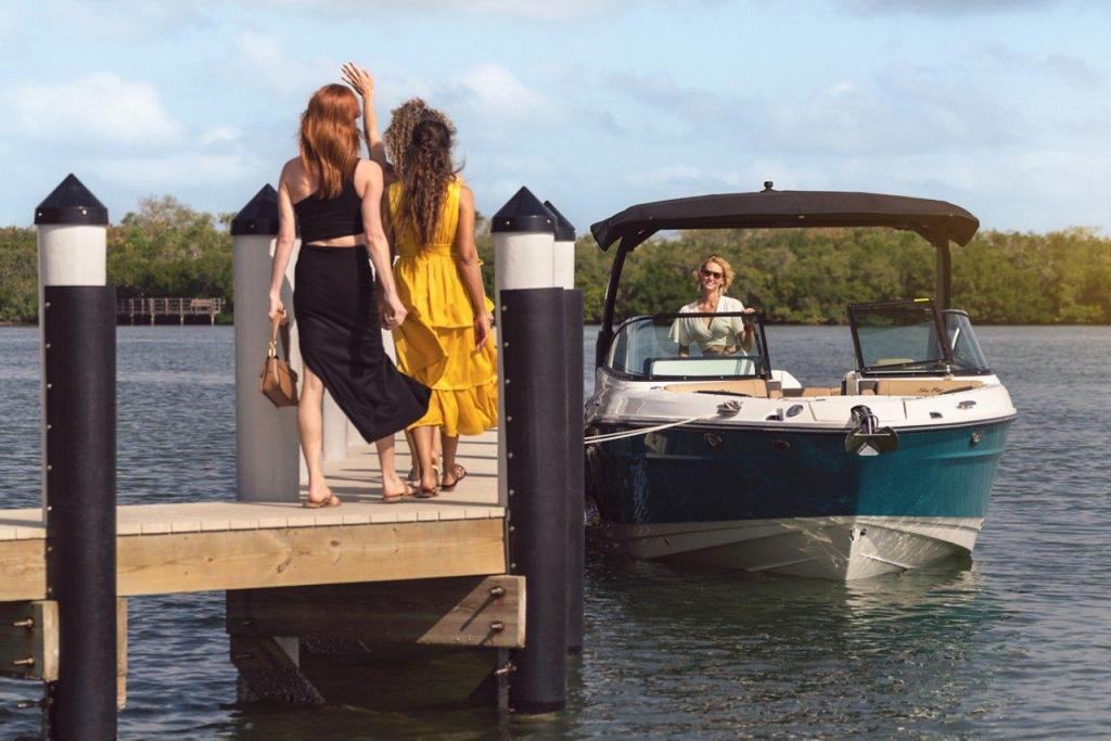 Sea Ray SLX 280 Outboard