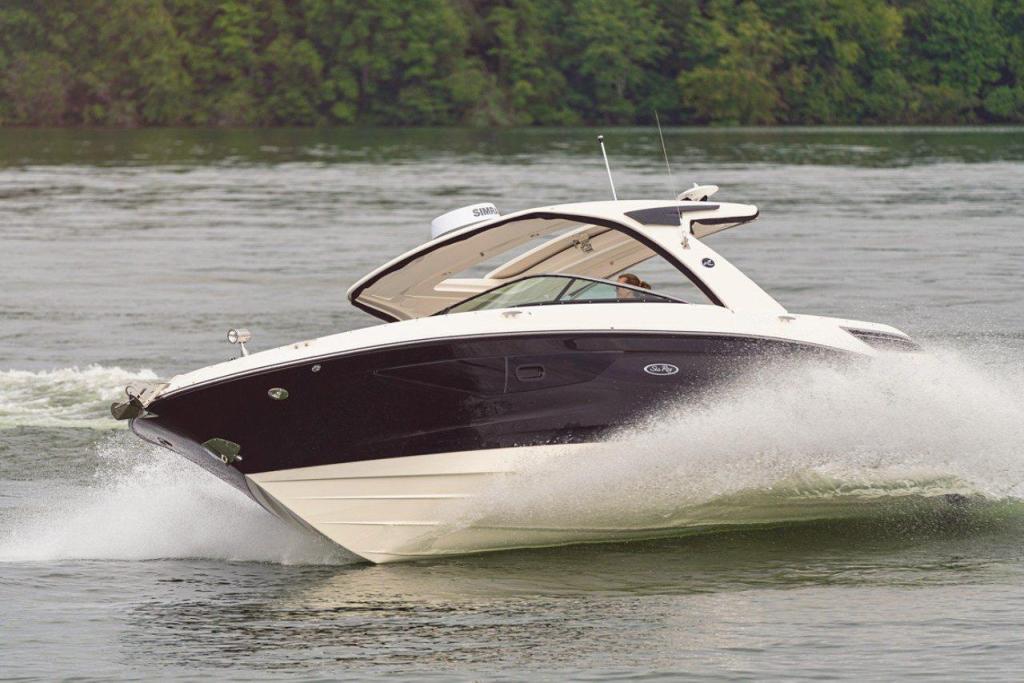Sea Ray SLX 350