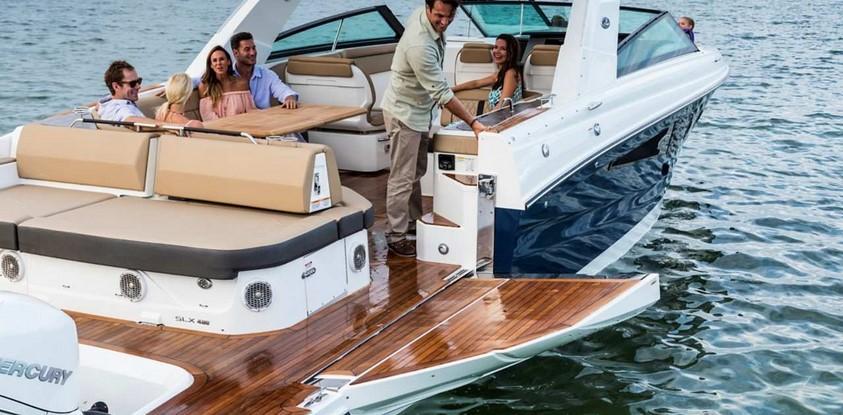 Sea Ray SLX 400 Outboard