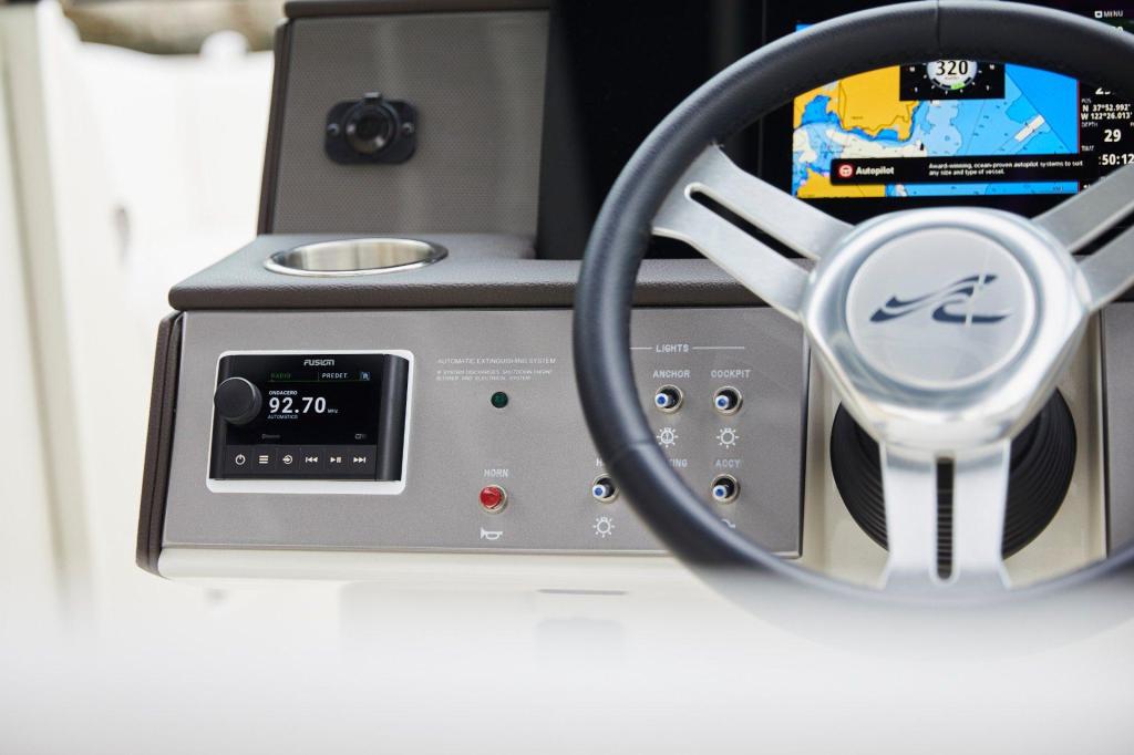 Sea Ray SDX 270
