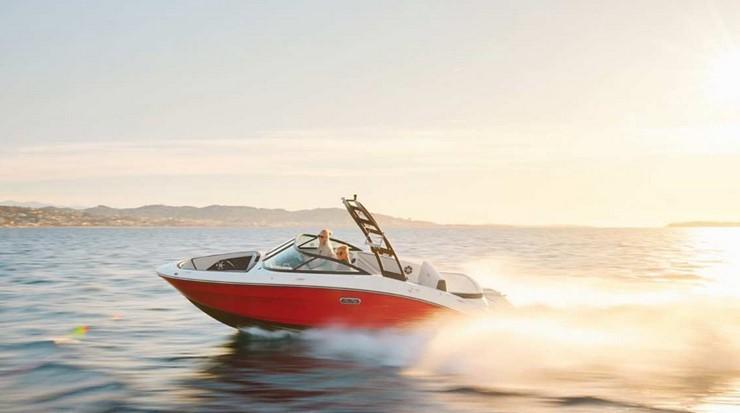 Sea Ray SPX 210