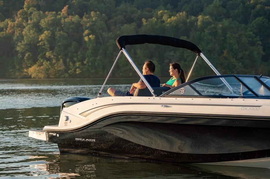 Bayliner DX2000