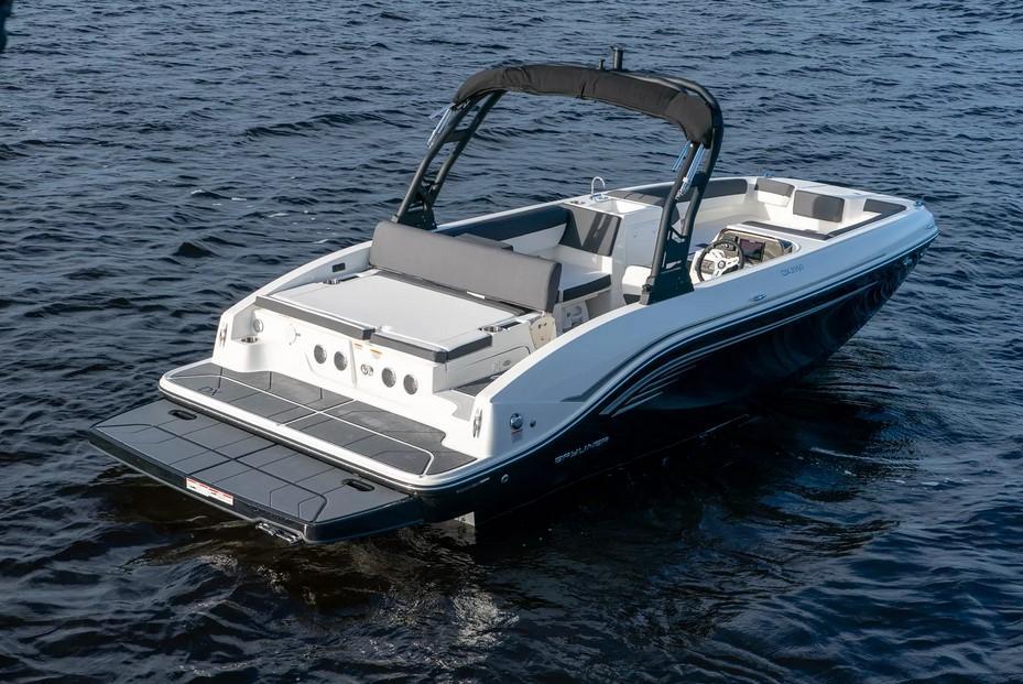 Bayliner DX2050