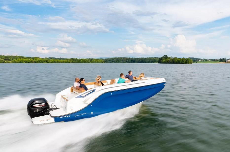 Bayliner DX2200