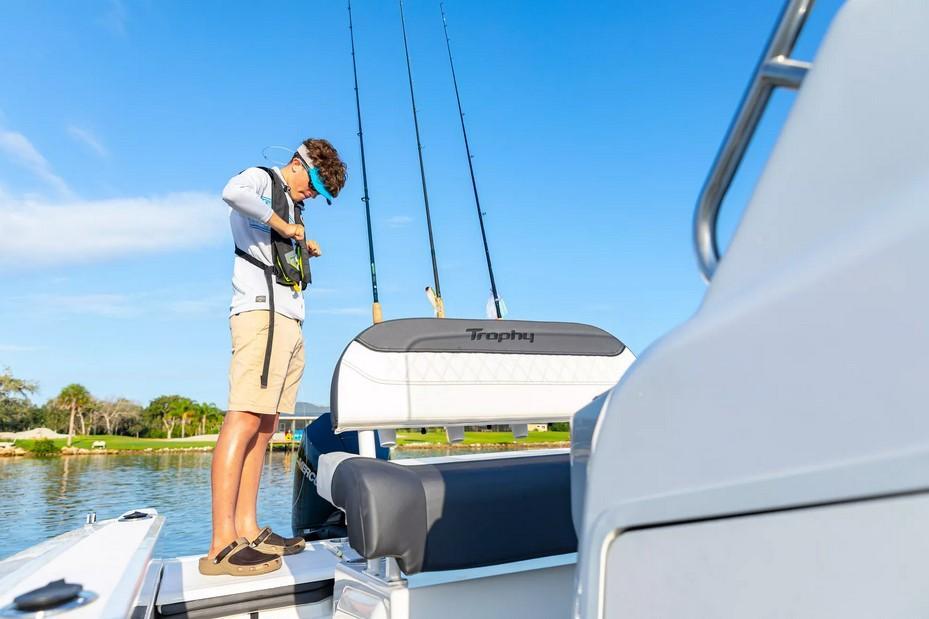 Bayliner T20CC