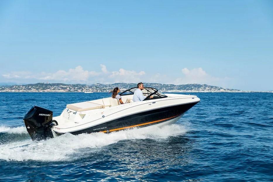 Bayliner VR5