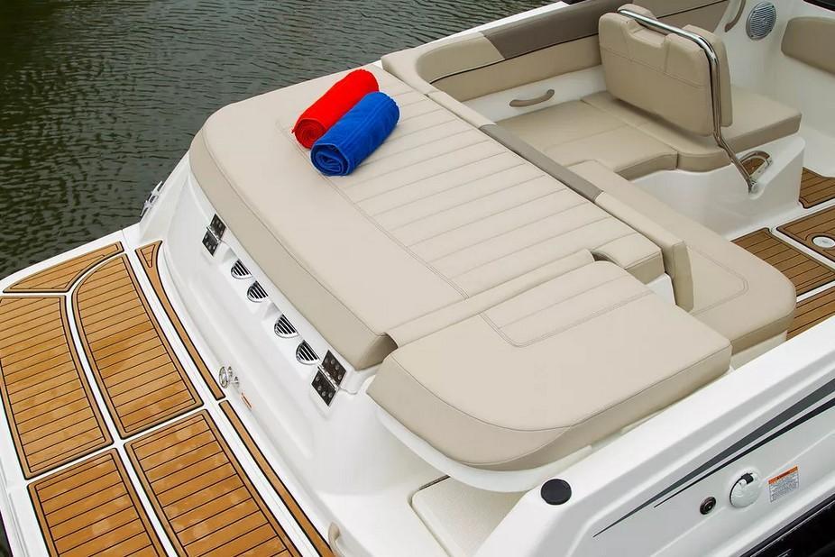 Bayliner VR6