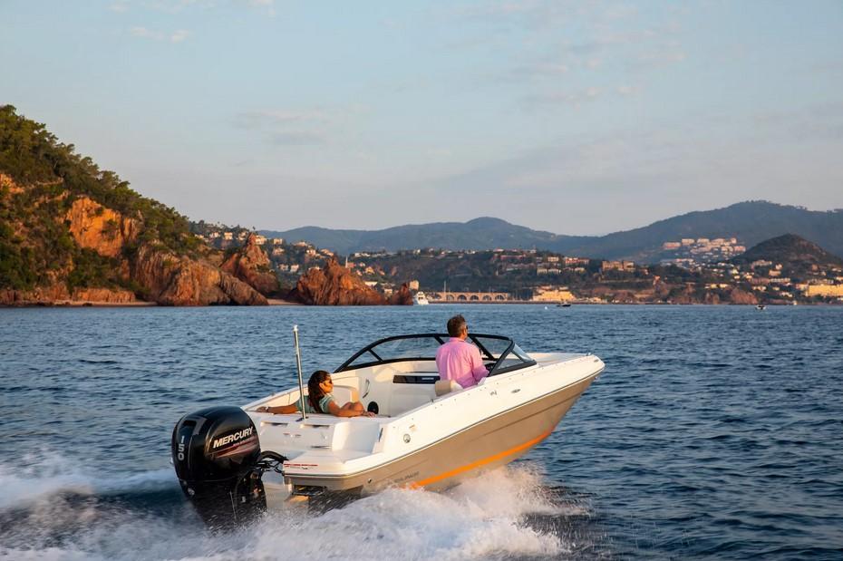 Bayliner VR4 Outboard
