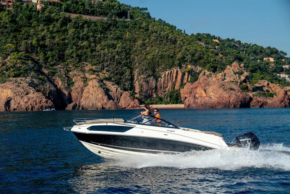 Bayliner VR6 Cuddy