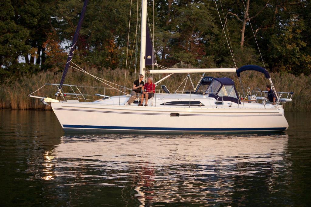 Catalina 355