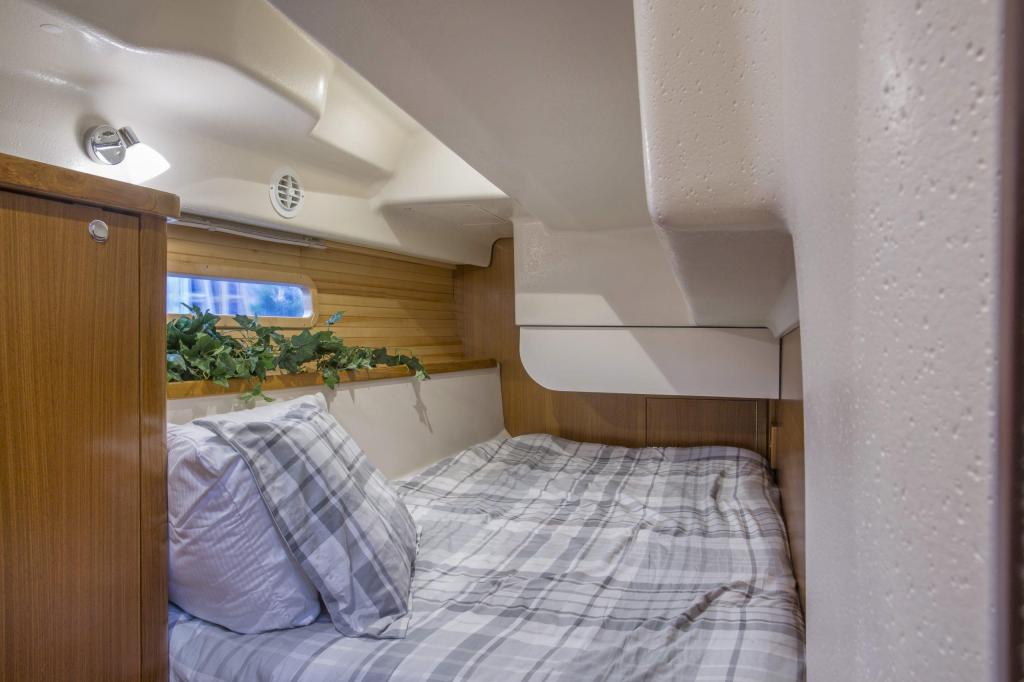 Catalina 425