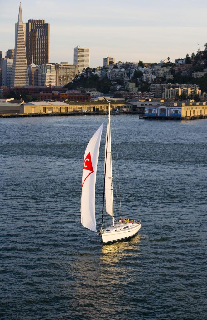Catalina 445