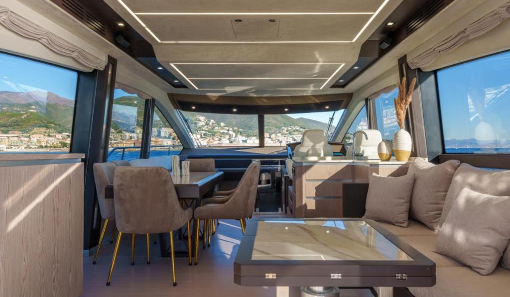 Sessa Fly 68 Gullwing