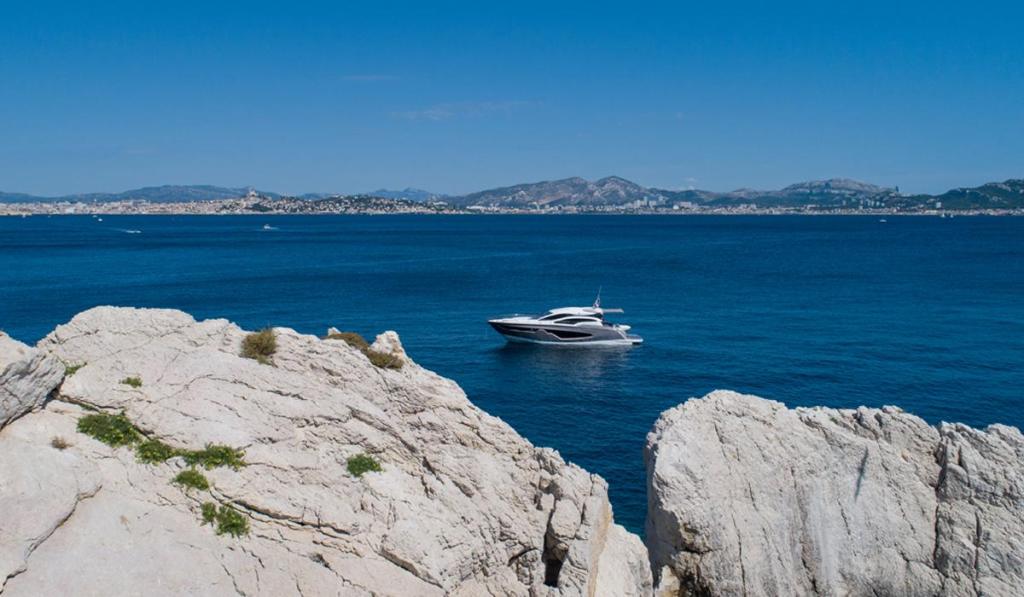 Sessa Yacht C54