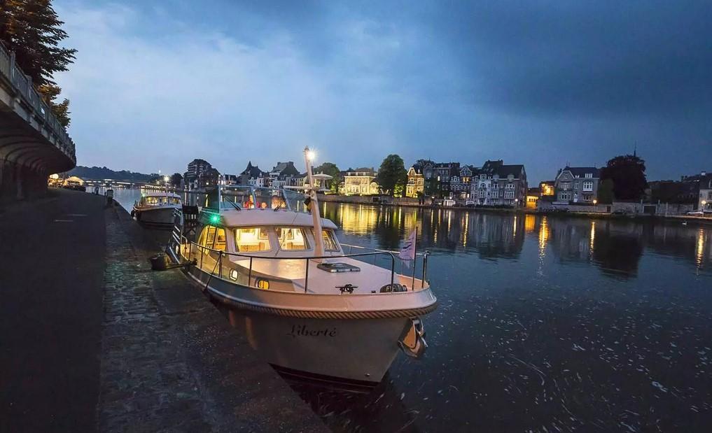 Linssen Grand Sturdy 30.0 AC