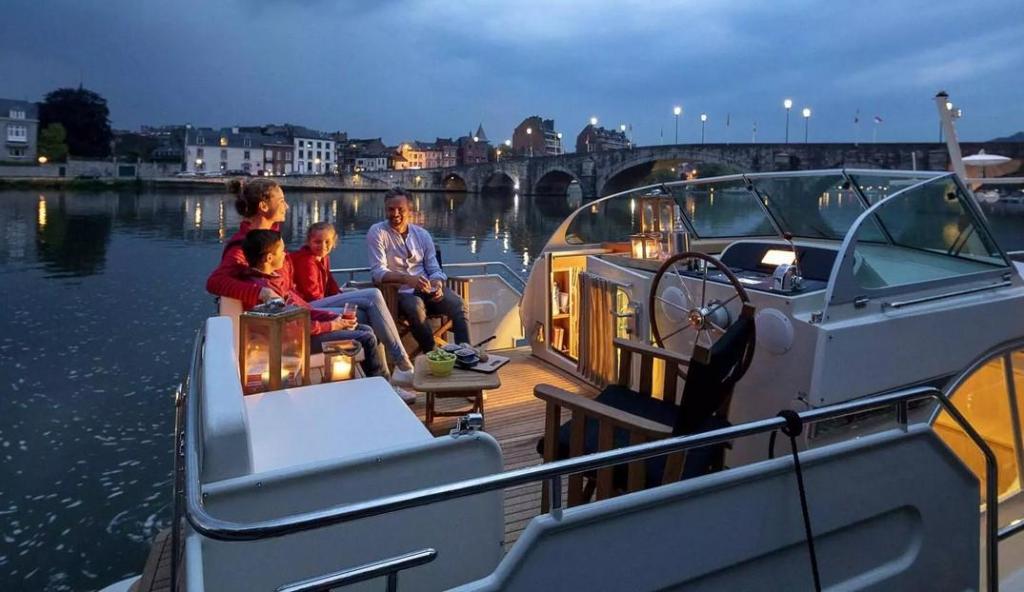 Linssen Grand Sturdy 30.0 AC