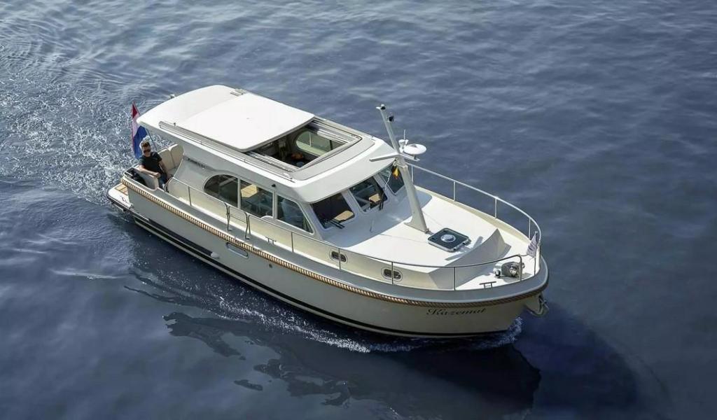 Linssen Grand Sturdy 30.0 Sedan
