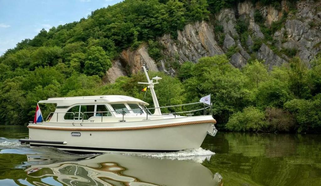 Linssen Grand Sturdy 30.0 Sedan